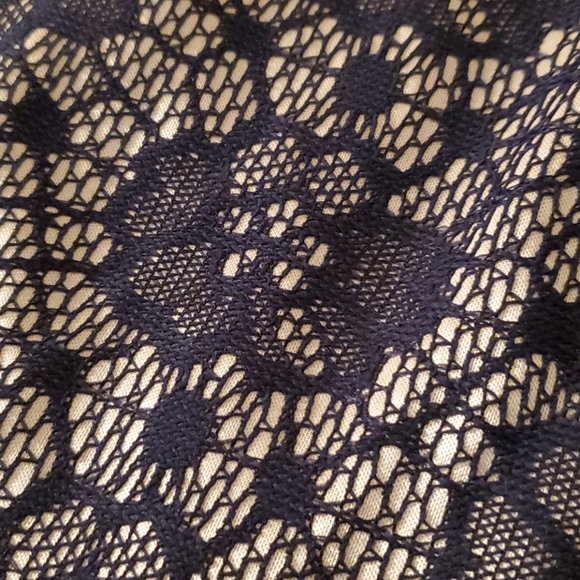 Navy floral lacey dress - Picture 3 of 3